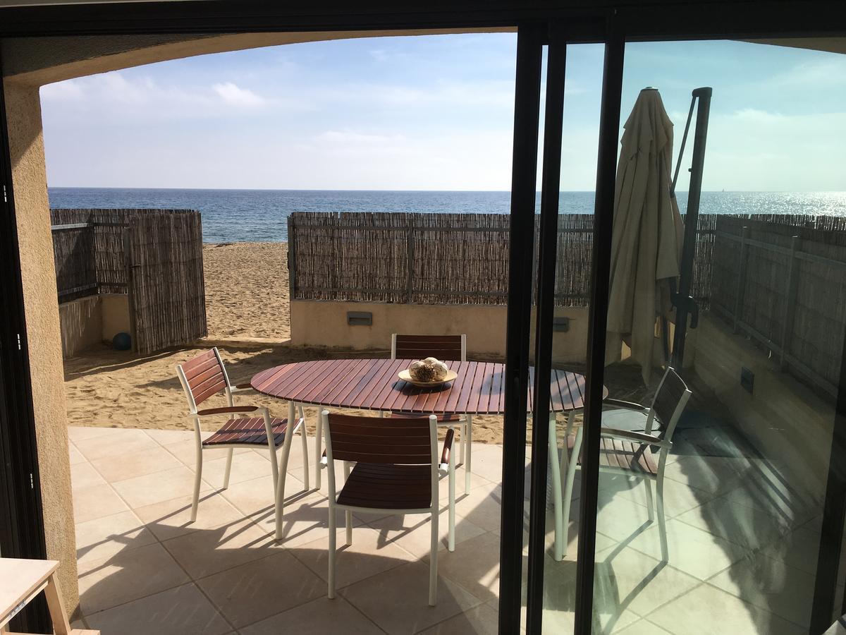 Appartement Face A La Mer La Croix-Valmer Exterior photo