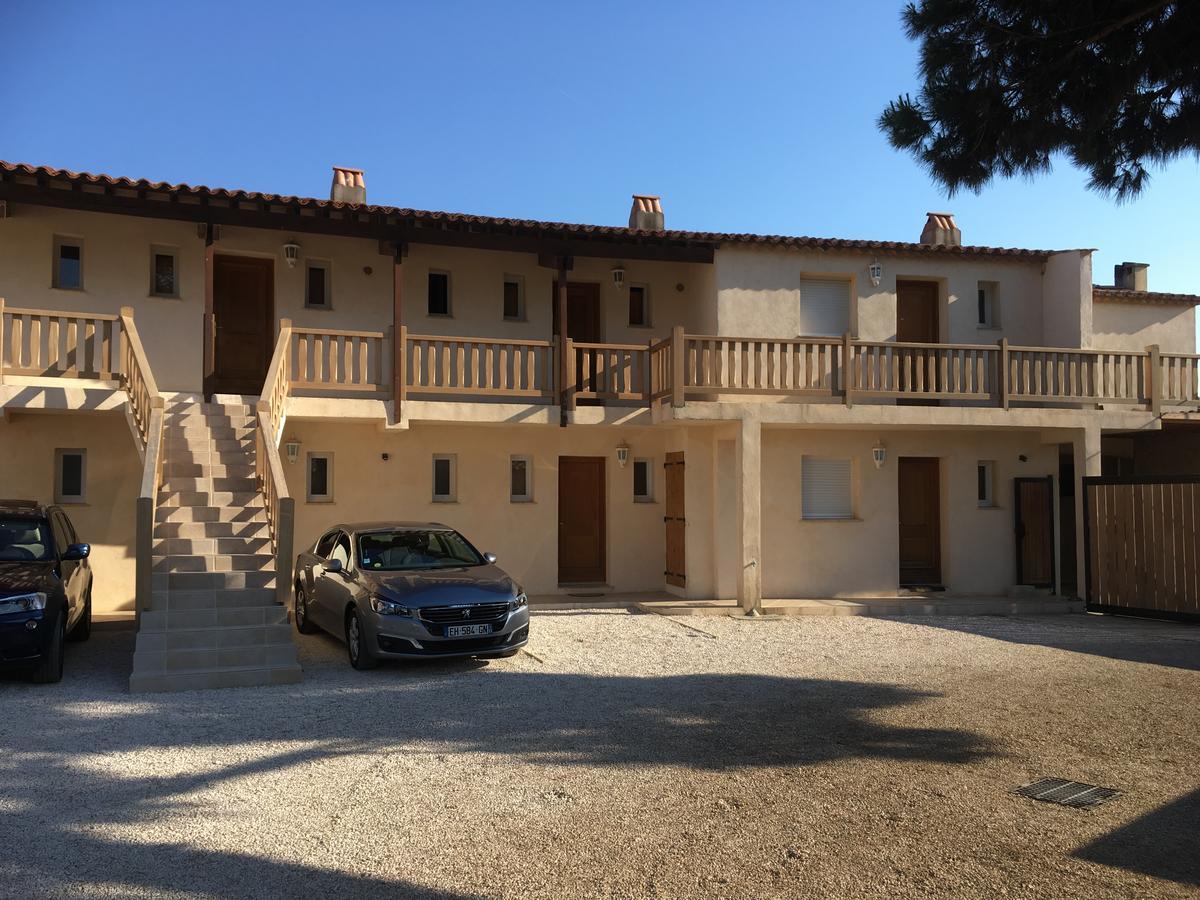 Appartement Face A La Mer La Croix-Valmer Exterior photo